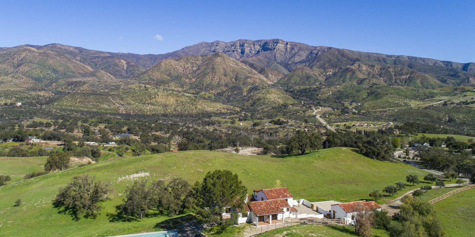 1_12980 Ojai Rd_0004
